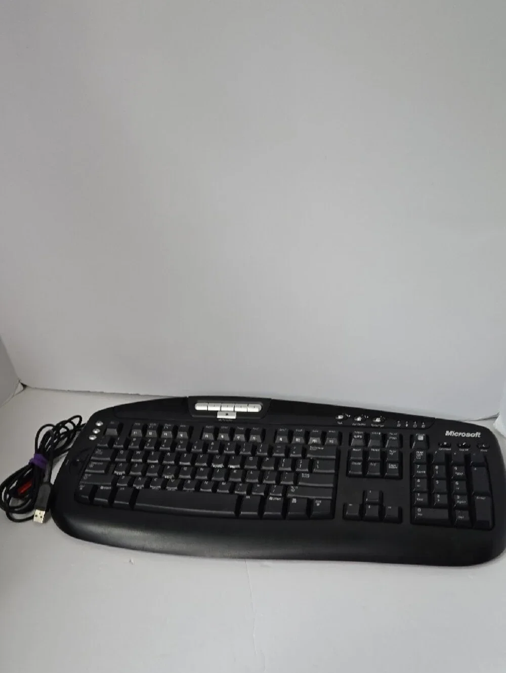 Microsoft USB Wired Digital Media Keyboard 1.0A Model 1031 - Black